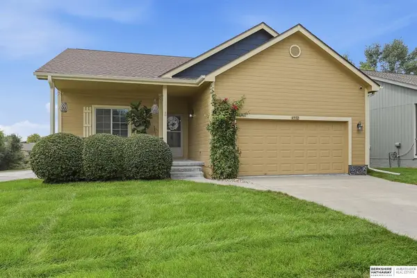 4902 N 165th Street, Omaha, NE 68116