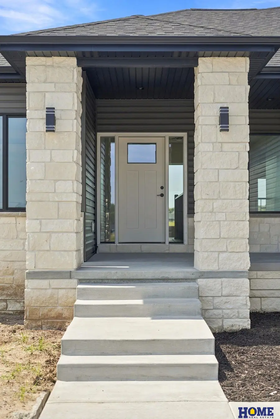 9011 Castle Pine Drive, Lincoln, NE 68516 - #3