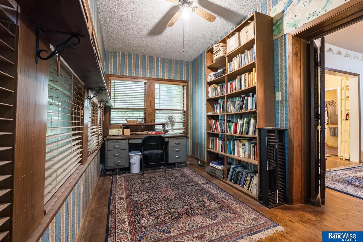 1811 S 24th Street, Lincoln, NE 68502 - #1