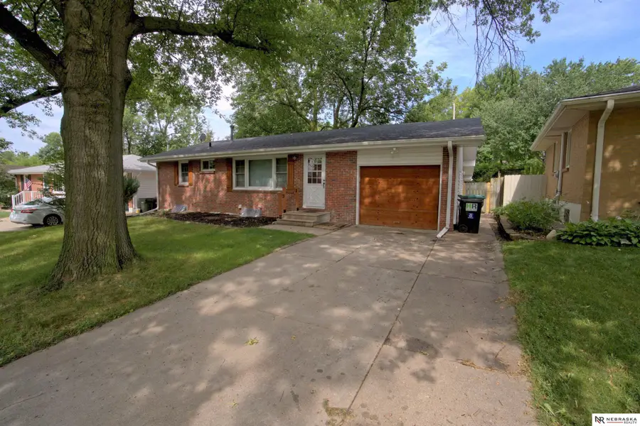 431 Terrace Road, Lincoln, NE 68505 - #3