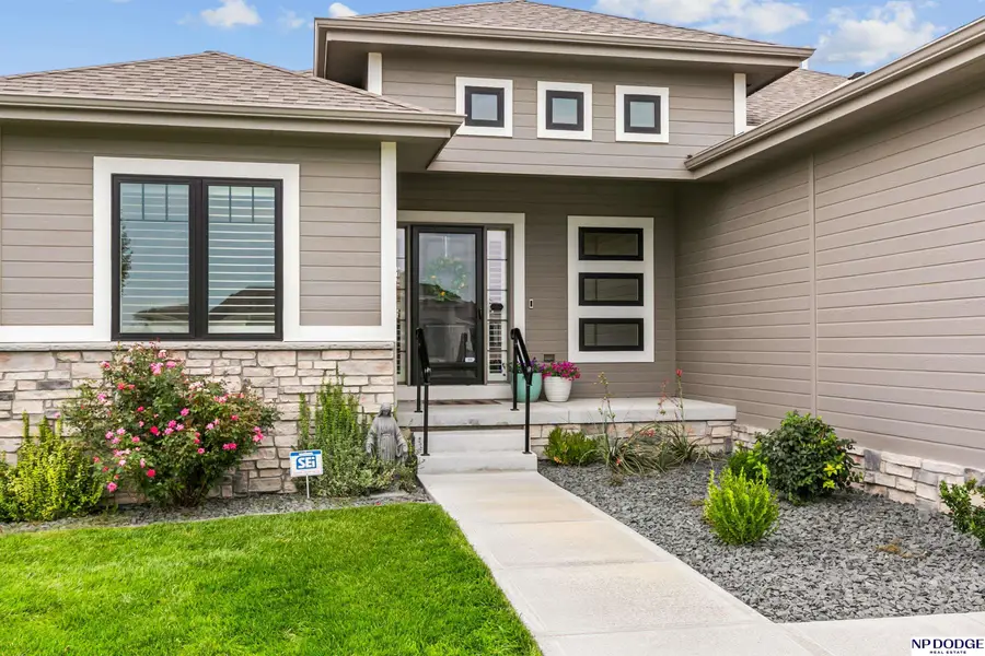 21774 K Street, Elkhorn, NE 68022 - #3