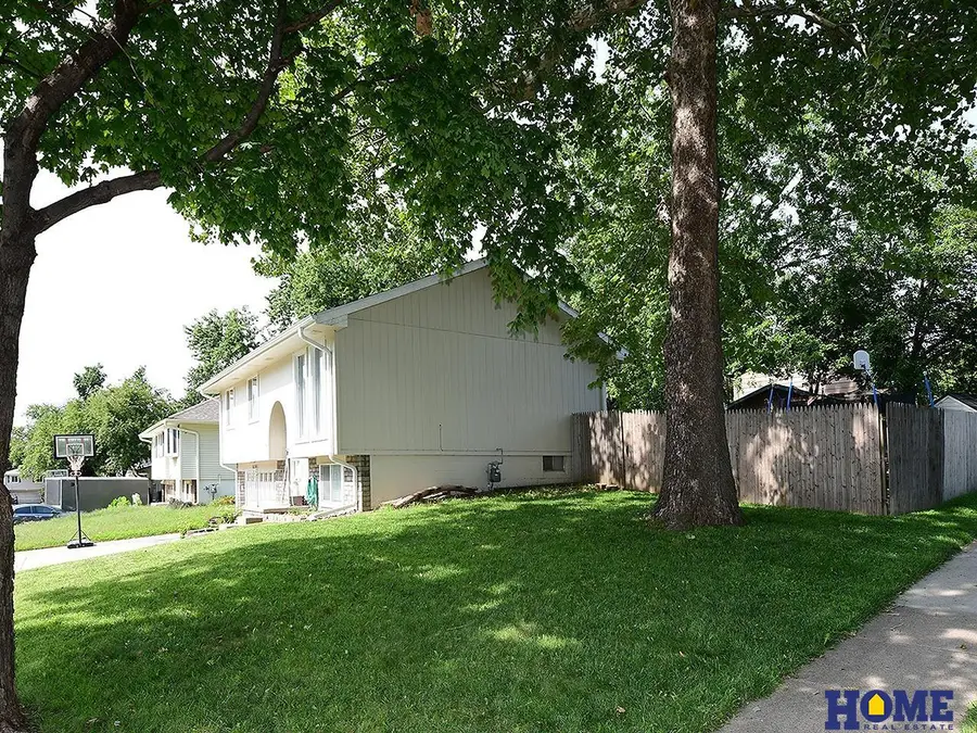 6141 NW Gary Street, Lincoln, NE 68521 - #3