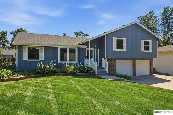 14961 Drexel Street, Omaha, NE 68137