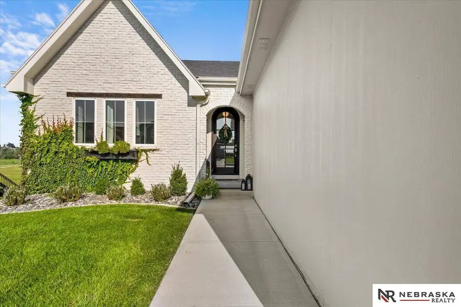 11007 N 159th Avenue, Bennington, NE 68007 - #2