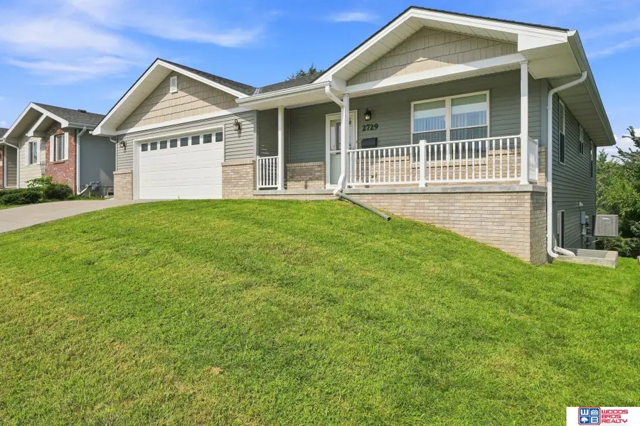 2729 NW Columbine Drive, Lincoln, NE 68524 - #2