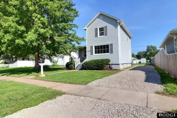 1324 E 5th Street, Fremont, NE 68025