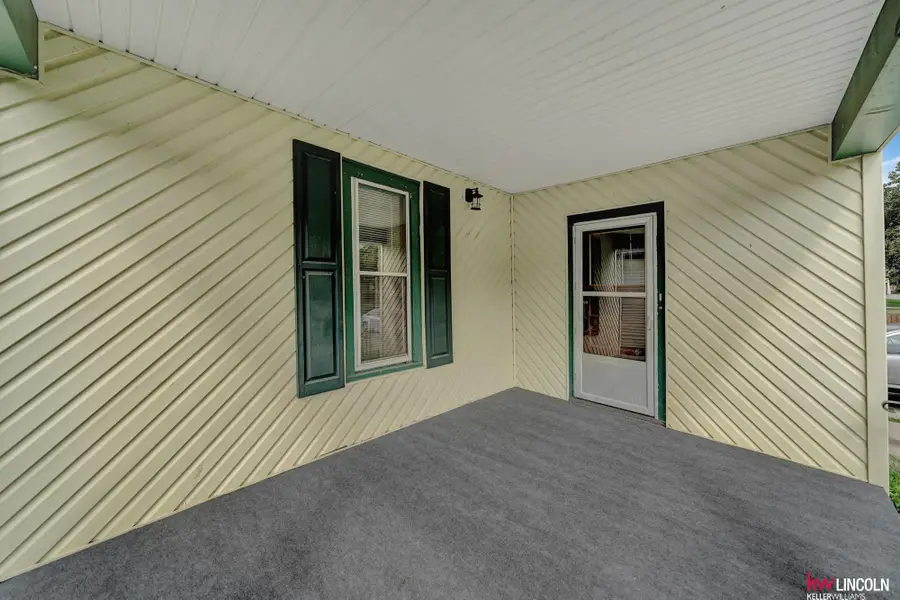 841 S 29th Street, Lincoln, NE 68510 - #3