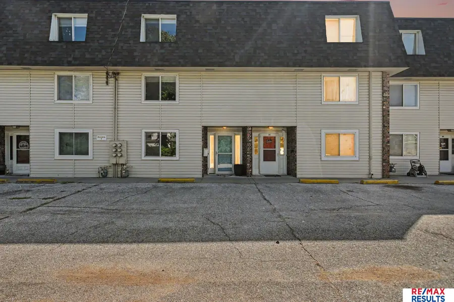 1120 Delmar Street #5D, Papillion, NE 68046 - #2