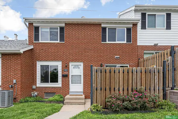 2427 S 3rd Street Plaza, Omaha, NE 68108
