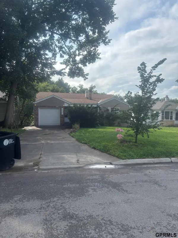 6336 N 34th Street, Omaha, NE 68111