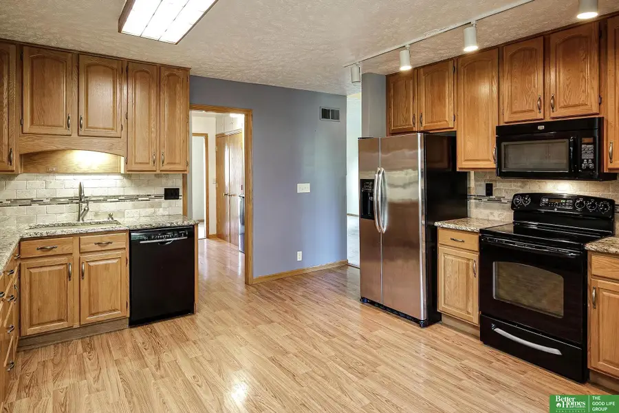 8520 Decatur Street, Omaha, NE 68114 - #3