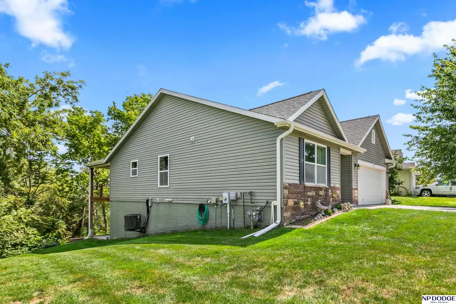 19611 Ridgeway Road, Plattsmouth, NE 68048 - #3