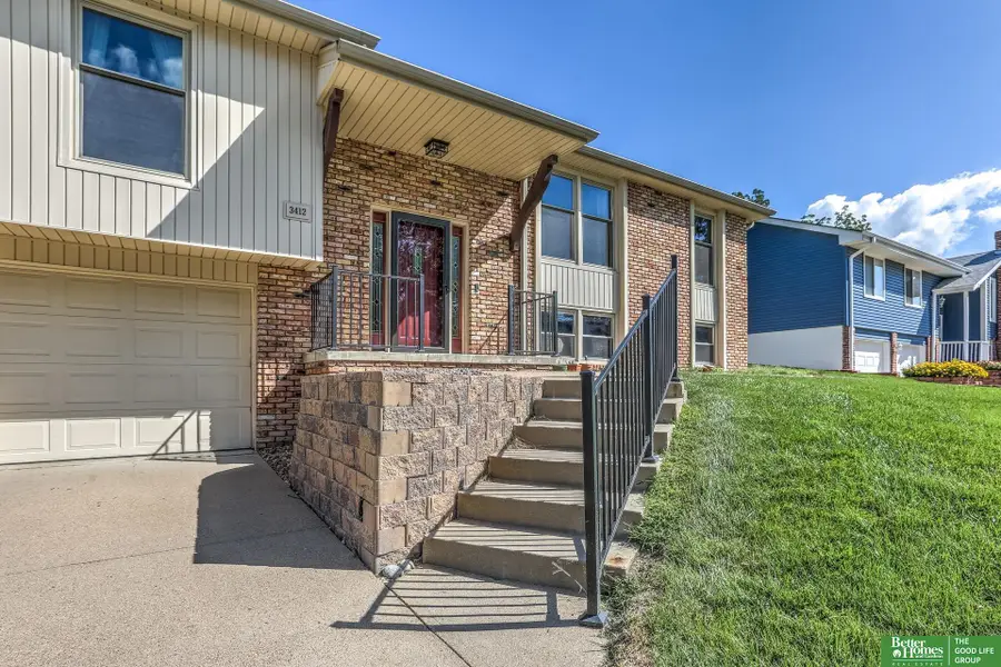 3412 Leawood Drive, Bellevue, NE 68123 - #3