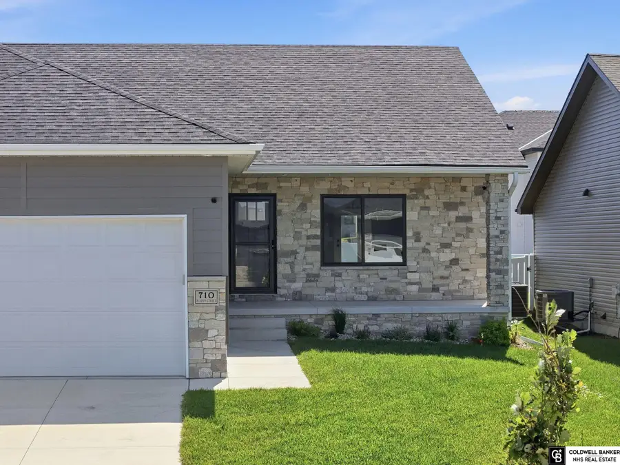 710 N 105th Street, Lincoln, NE 68527 - #3