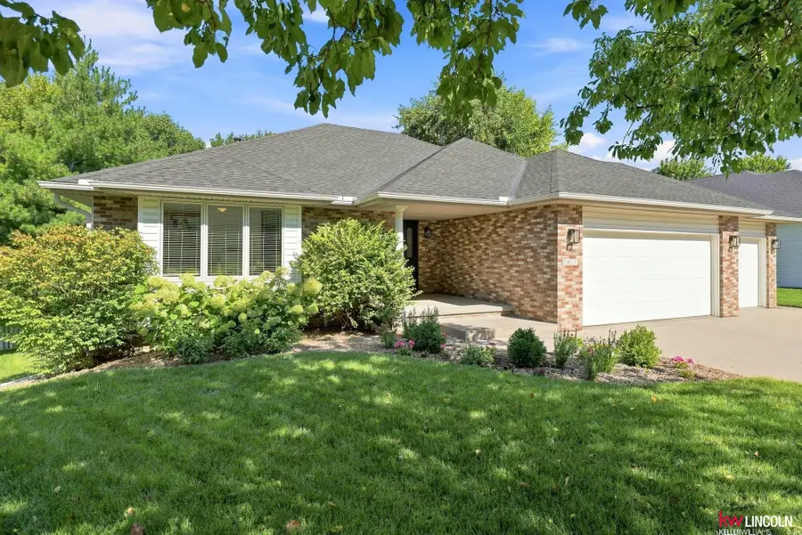 7411 S 41 Street, Lincoln, NE 68516 - #2