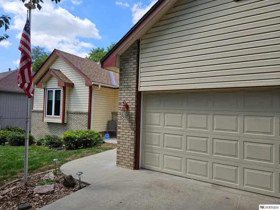 502 Black Forest Drive, Papillion, NE 68133 - #2