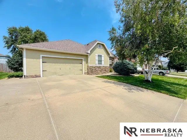 15112 Himebaugh Avenue, Omaha, NE 68116 - #2