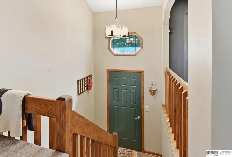 1006 Conestoga Road, Papillion, NE 68046 - #2
