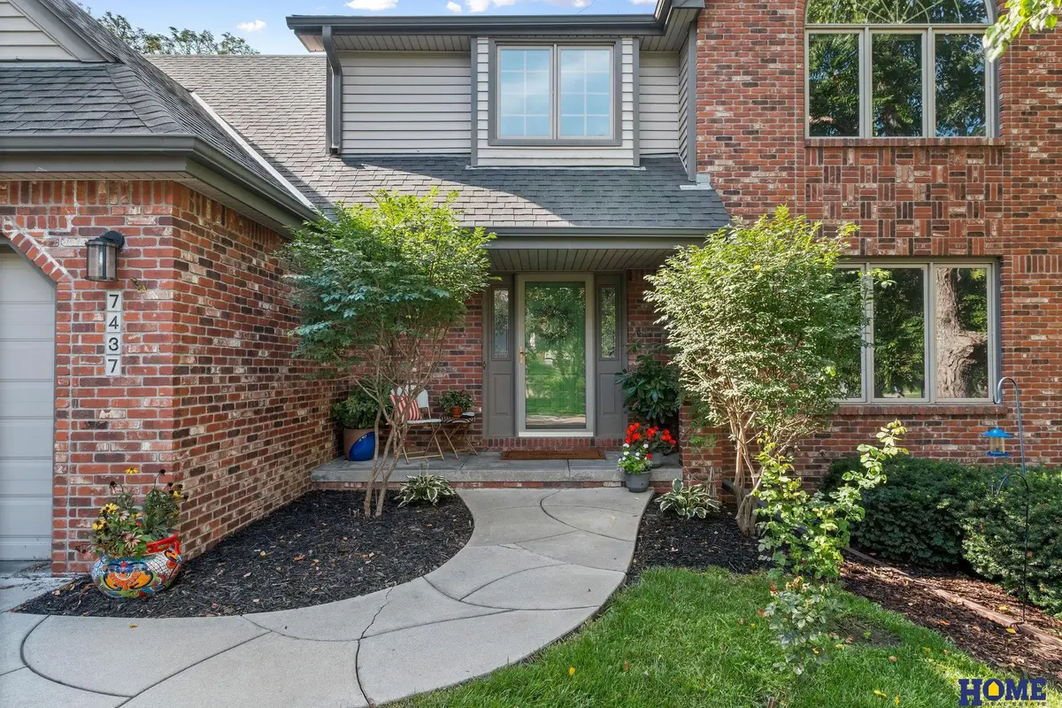 7437 Grand Oaks Drive, Lincoln, NE 68516 - #1