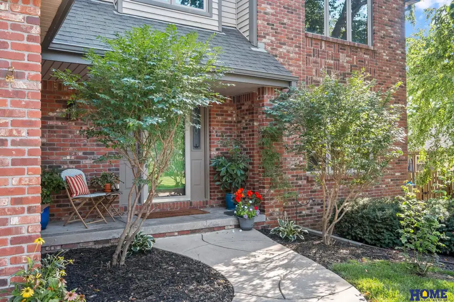 7437 Grand Oaks Drive, Lincoln, NE 68516 - #2