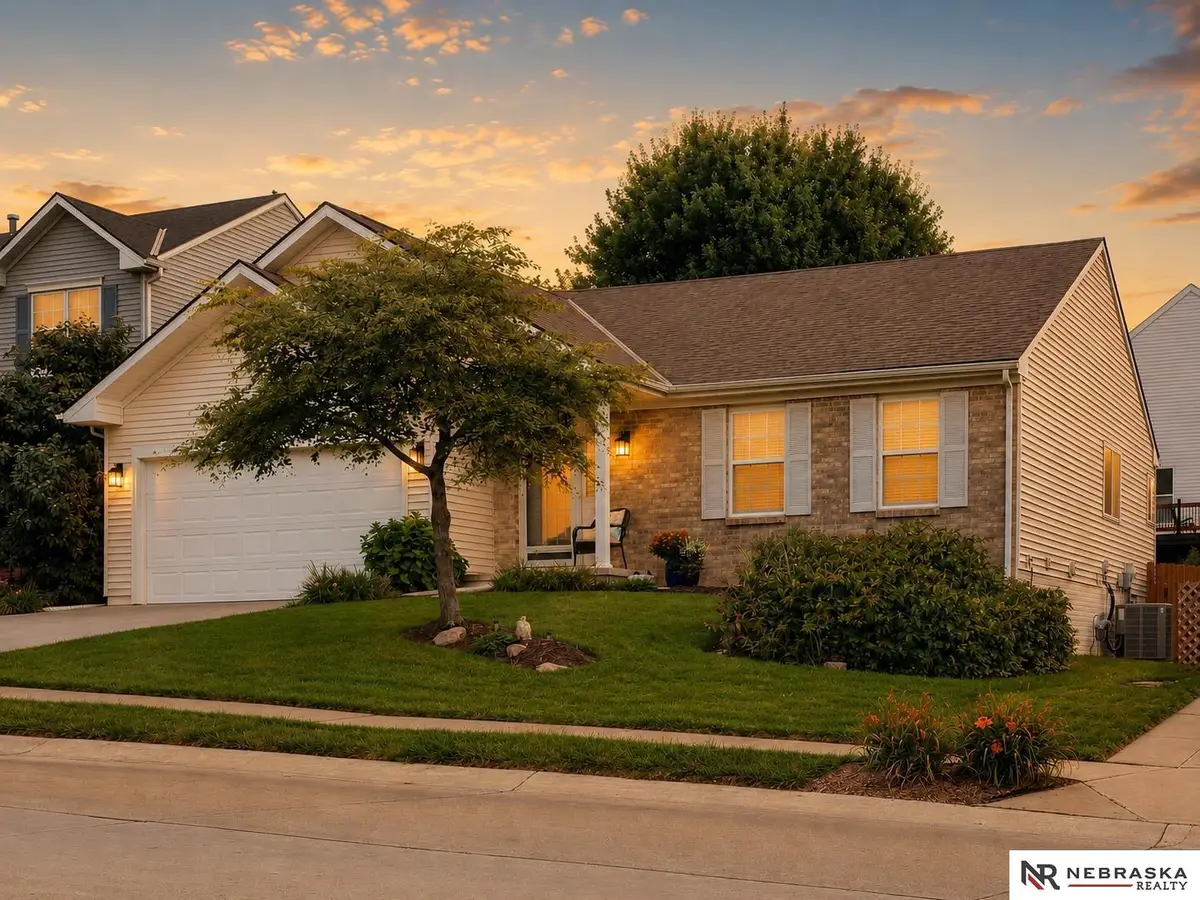 16332 Erskine Street, Omaha, NE 68116 - #1