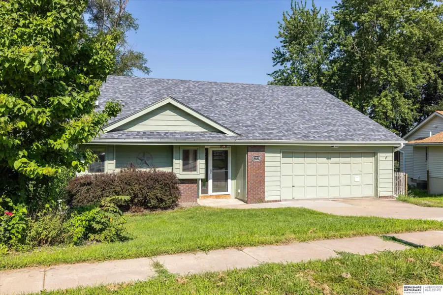 12724 S 38th Street, Bellevue, NE 68123 - #3