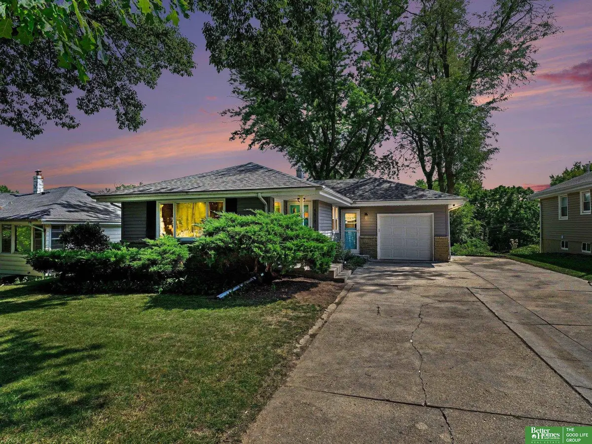 5819 Hamilton Street, Omaha, NE 68104 - #1