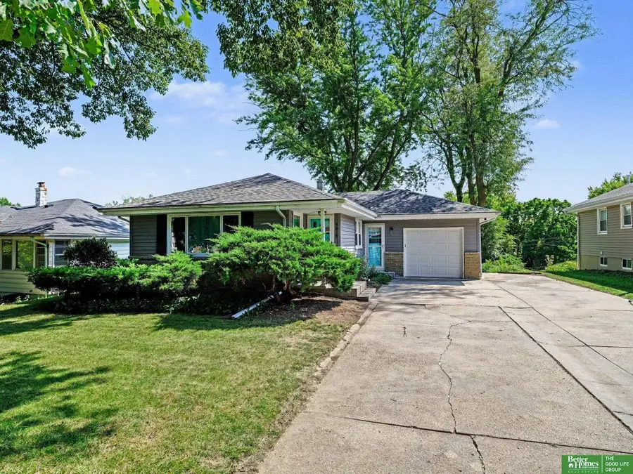 5819 Hamilton Street, Omaha, NE 68104 - #2