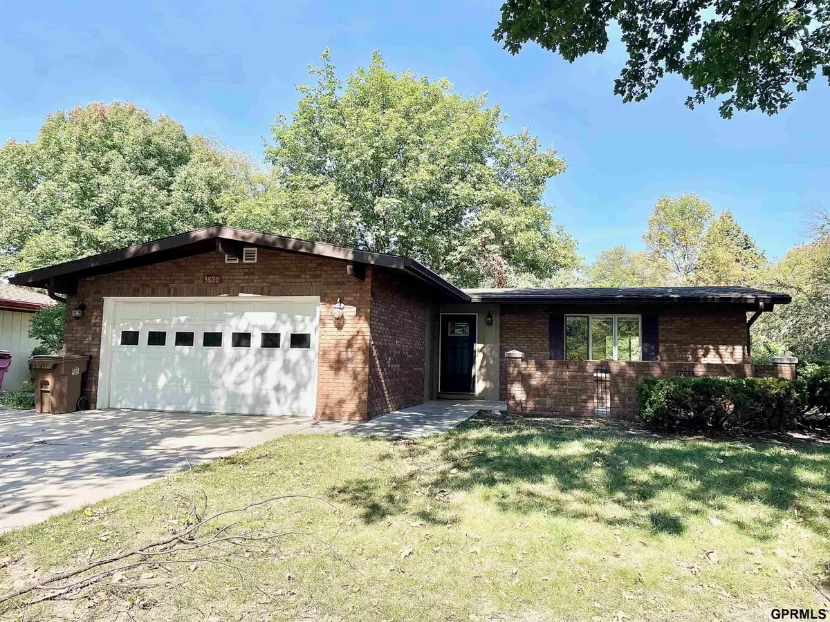 3820 Locust Street, Lincoln, NE 68516 - #1