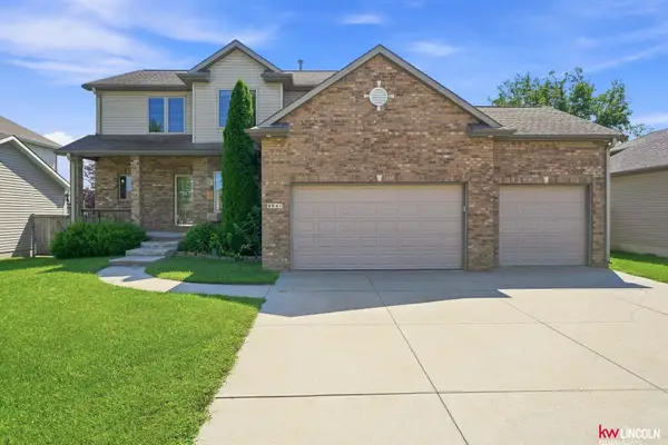 8941 Garland Street, Lincoln, NE 68505