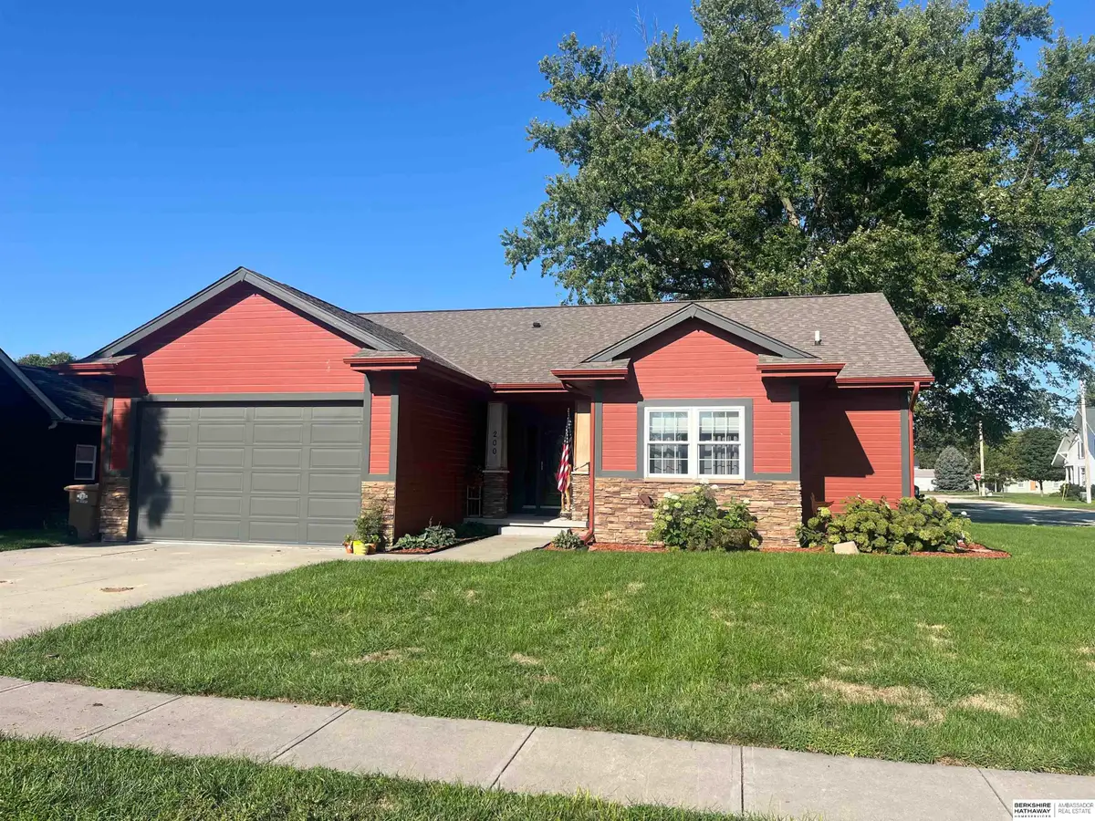200 Iowa Street, Murdock, NE 68407 - #1