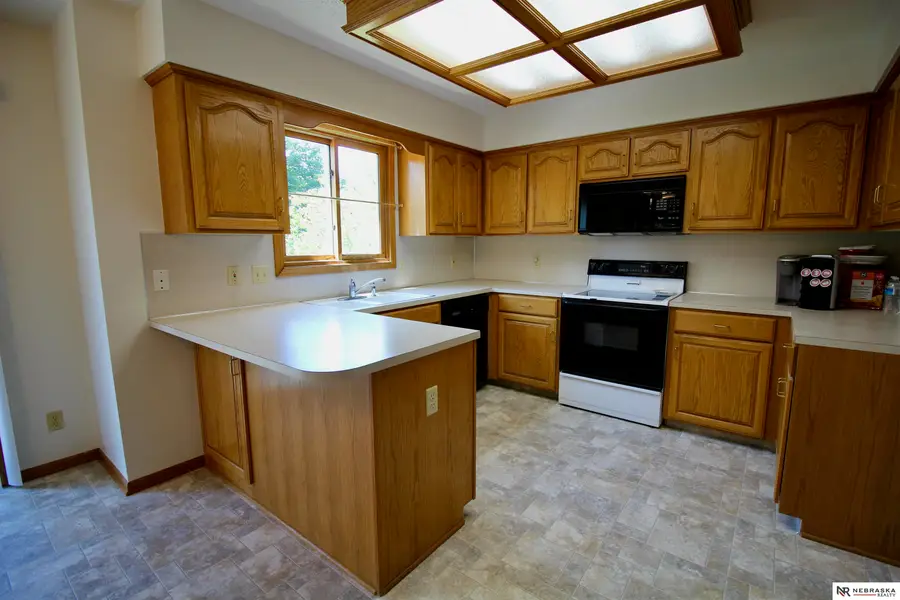 2001 Dana Lane, Papillion, NE 68133 - #3