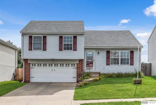 6423 N 78 Avenue, Omaha, NE 68134