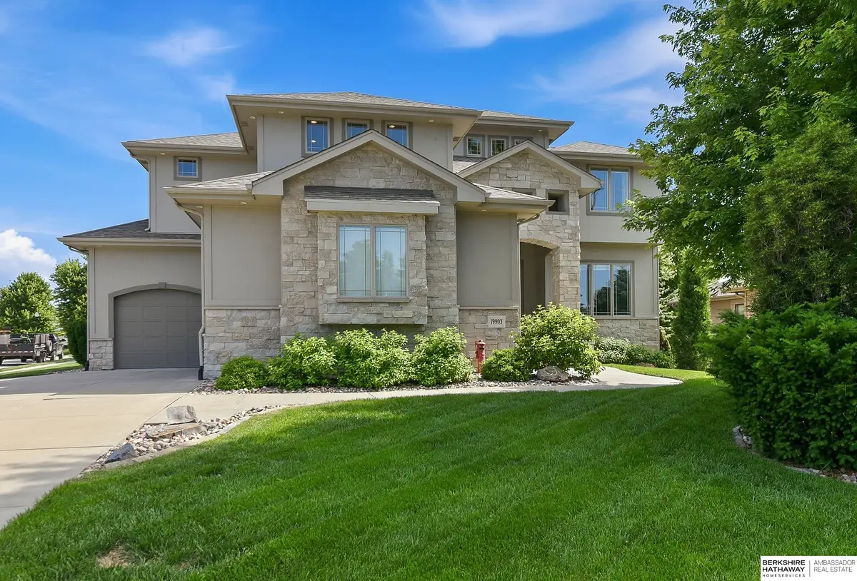 19903 Logan Circle, Omaha, NE 68130 - #1