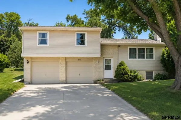 15004 Chicago Circle, Omaha, NE 68154