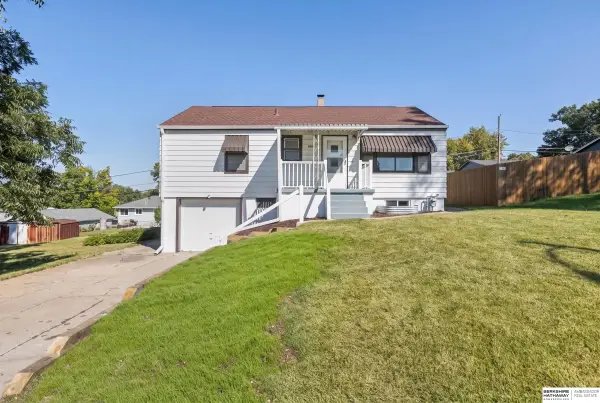 4460 Hillsdale Avenue, Omaha, NE 68107