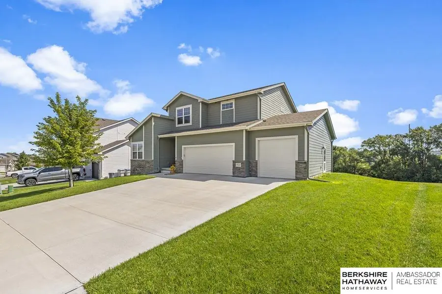 9715 S 183rd Avenue, Omaha, NE 68136 - #3