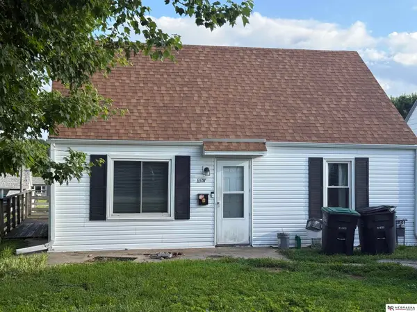 6537 Charles Street, Omaha, NE 68132