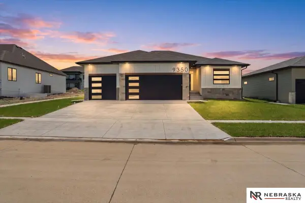9350 S 86th Street, Lincoln, NE 68526