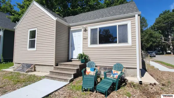 3027 S 48th Street, Lincoln, NE 68506