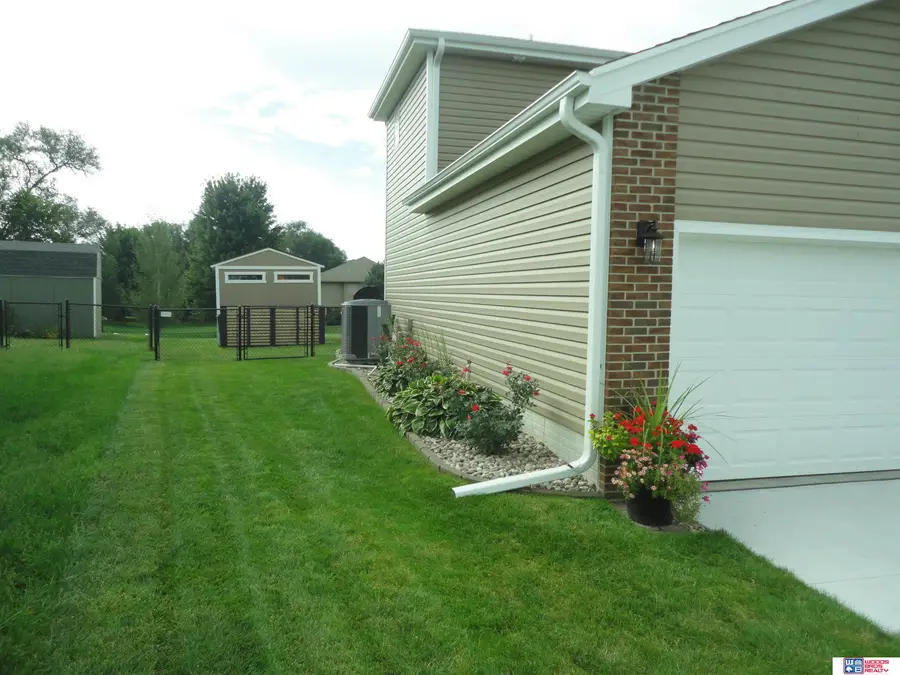 113 W 9th Street, Hickman, NE 68372 - #2