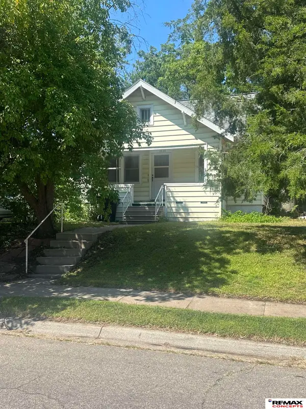 2828 Arlington Avenue, Lincoln, NE 68502