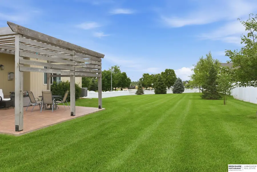 8808 N 156th Avenue, Bennington, NE 68007 - #2