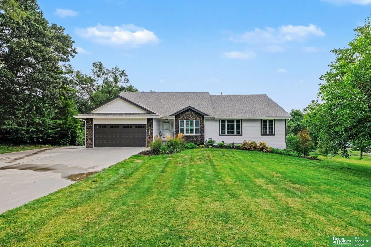 8529 S 25th Street, Bellevue, NE 68147 - #1