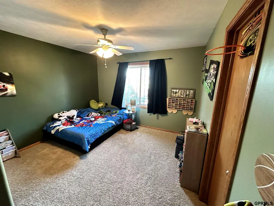 4810 N 175th Street, Omaha, NE 68116 - #3