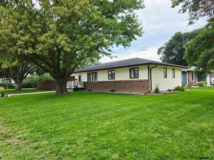1419 E 5th Street, York, NE 68467 - #3