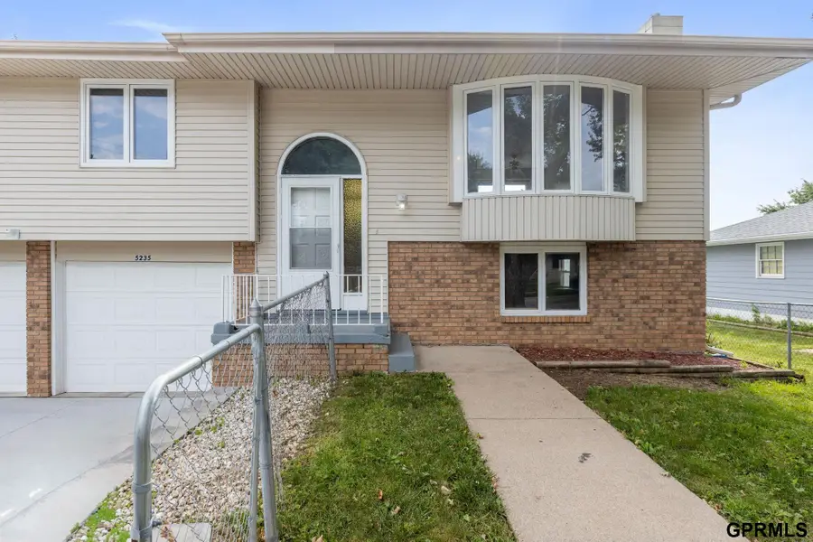 5235 N 96th Street, Omaha, NE 68134 - #3