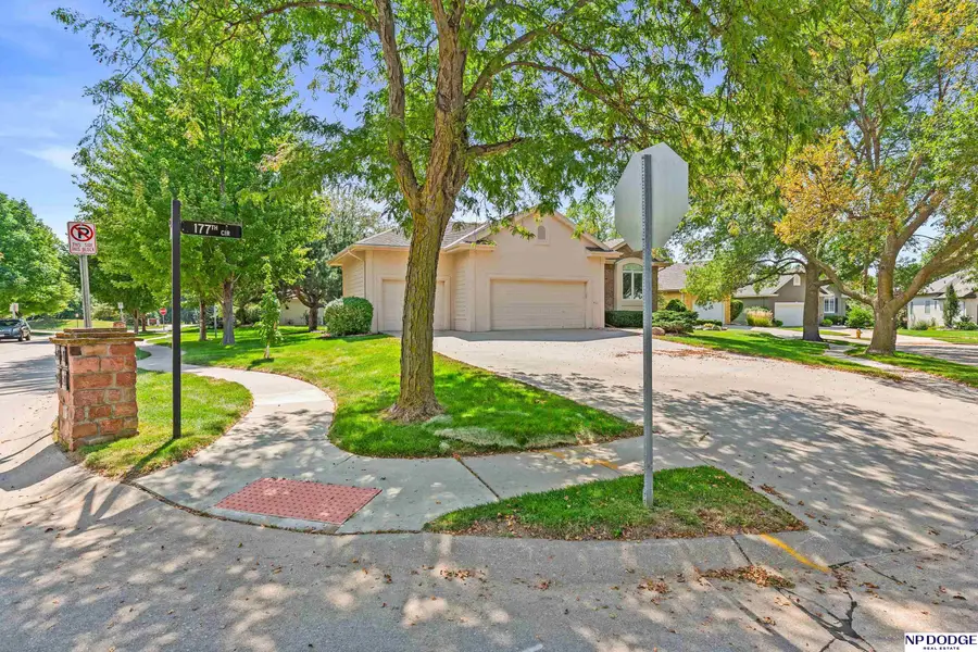 903 S 177th Circle, Omaha, NE 68118 - #2