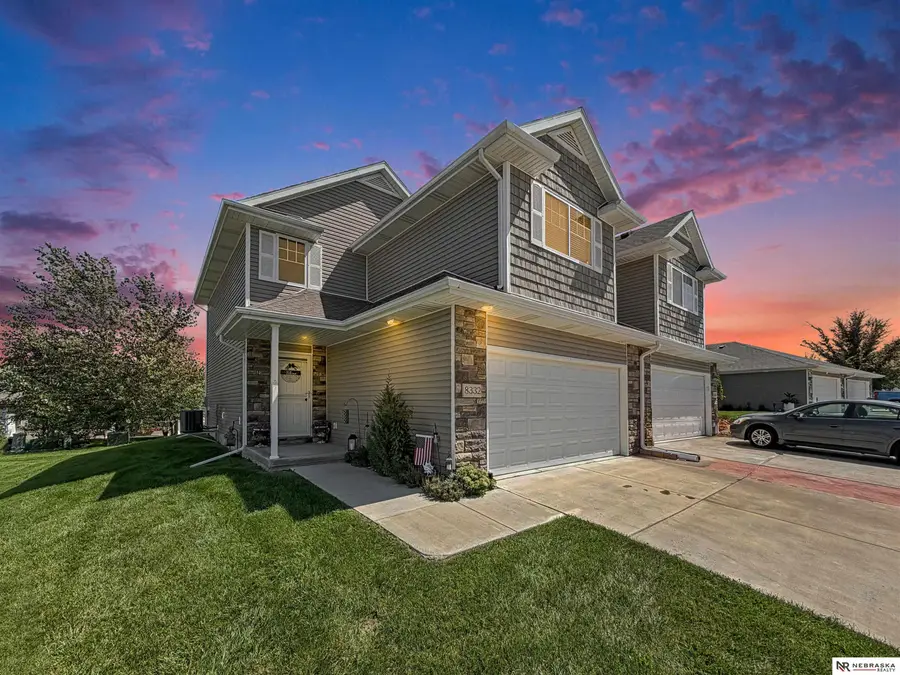 8332 Flintlock Street, Lincoln, NE 68526 - #2