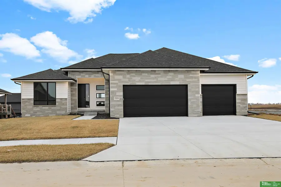 5912 N 213th Street, Elkhorn, NE 68022 - #2